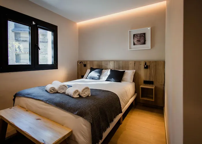 Newly Built 5 Bdrm Cozy In 公寓 *