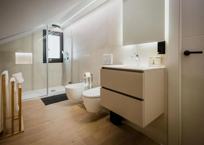 Newly Built 5 Bdrm Cozy In 公寓 塞拉内华达