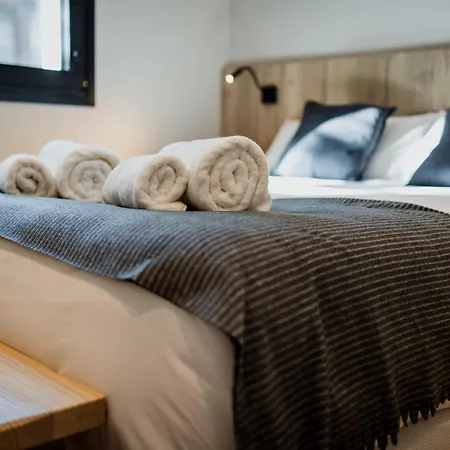 Daire Newly Built 5 Bdrm Cozy In *