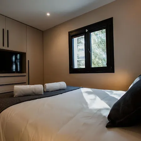 Daire Newly Built 5 Bdrm Cozy In